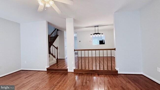 Building Photo - 13042 Hunterbrook Dr
