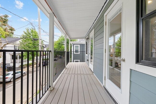 Building Photo - 159 Kidder Ave