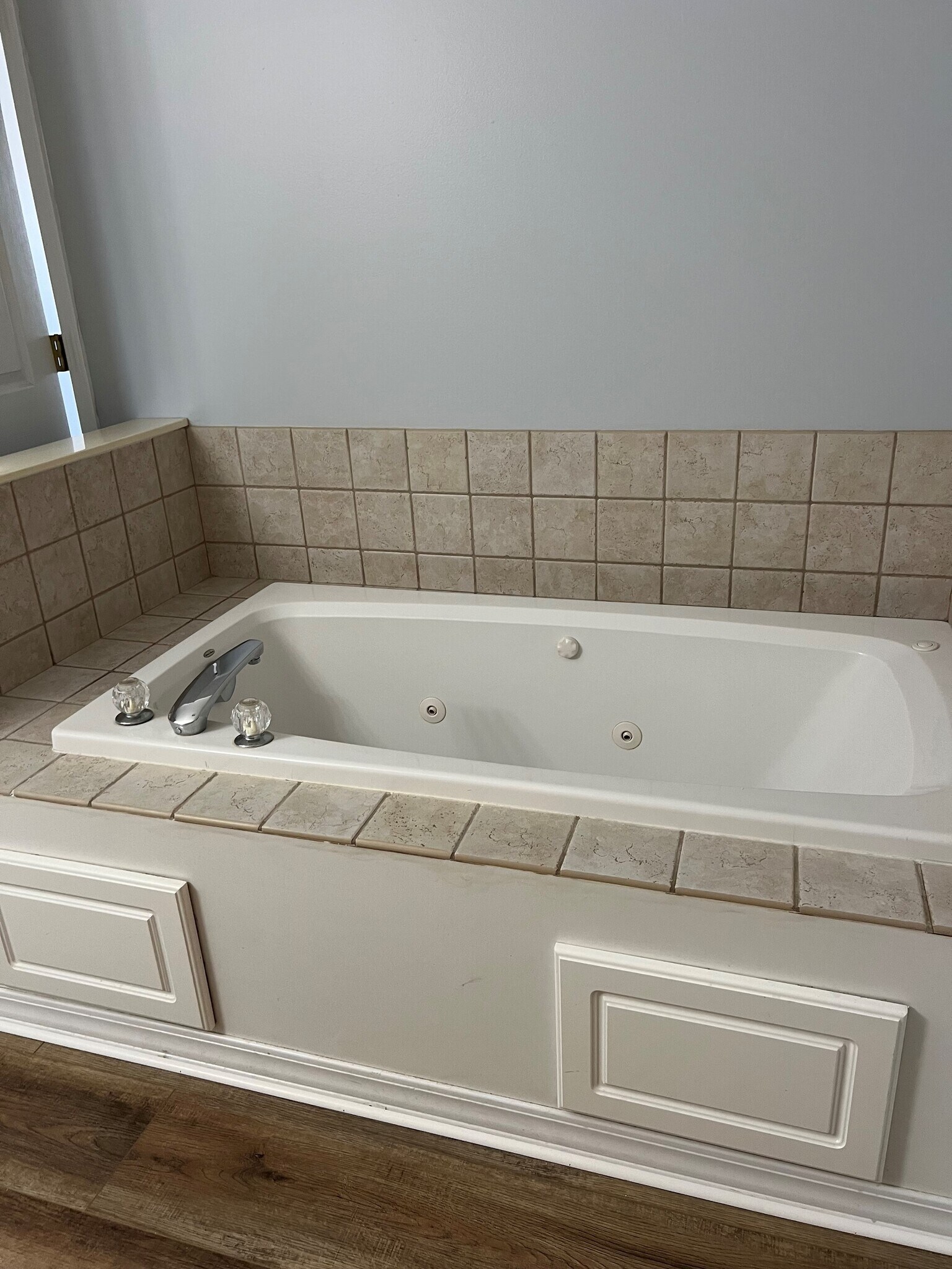 Building Photo - 1507 Fox Run Dr