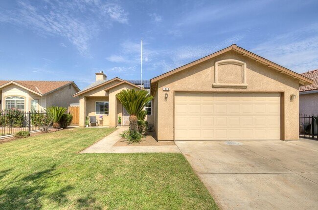 Primary Photo - 1340 N Sandau Ave