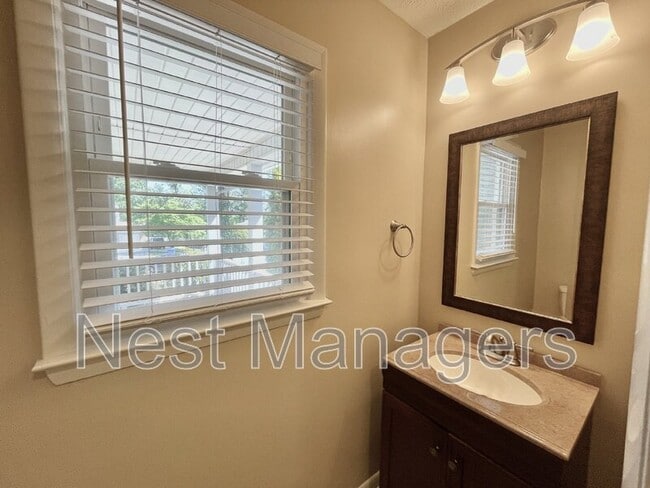 Building Photo - 6817 Bryanstone Way