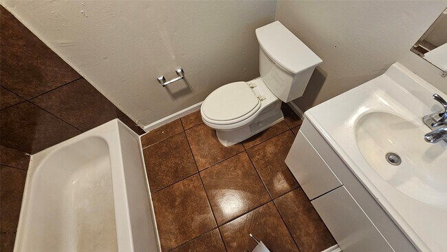 Building Photo - 4410 Adonis Dr
