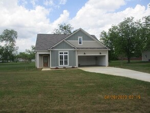 Building Photo - 126 Chelmsford Ct