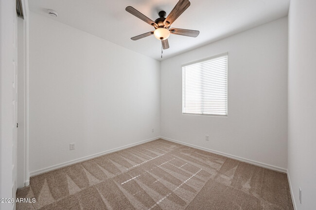 Building Photo - 14752 W Smoketree Dr