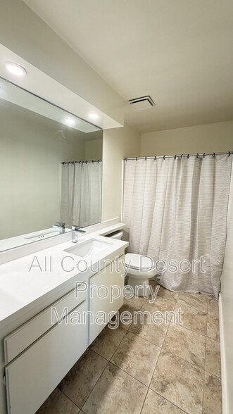 Building Photo - 73885 Saquaro Ct