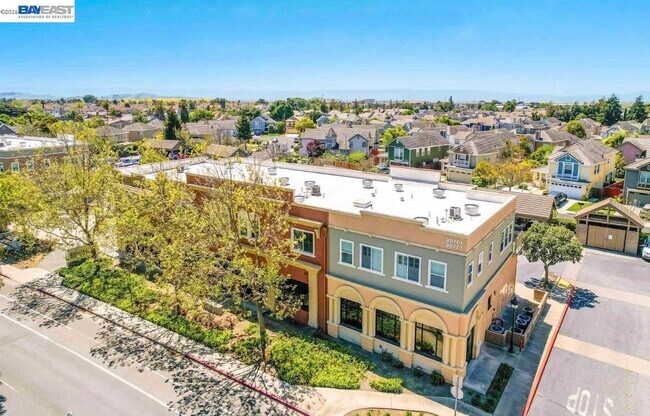 Building Photo - 30927 Union City Blvd