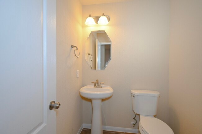 Building Photo - 10107 Forrester Trail