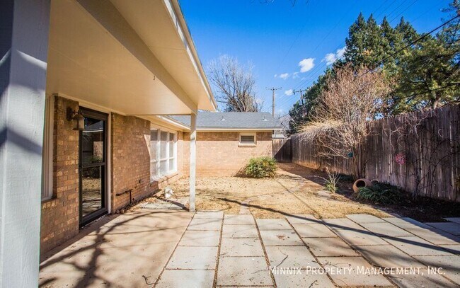 Building Photo - 6309 Nashville Dr