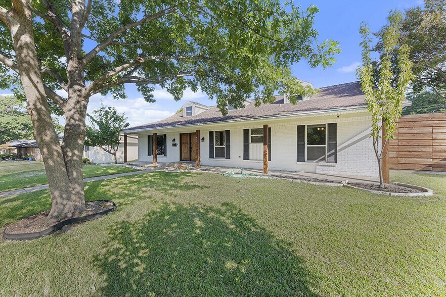 Building Photo - Chic Richardson Heights Estates home with ...