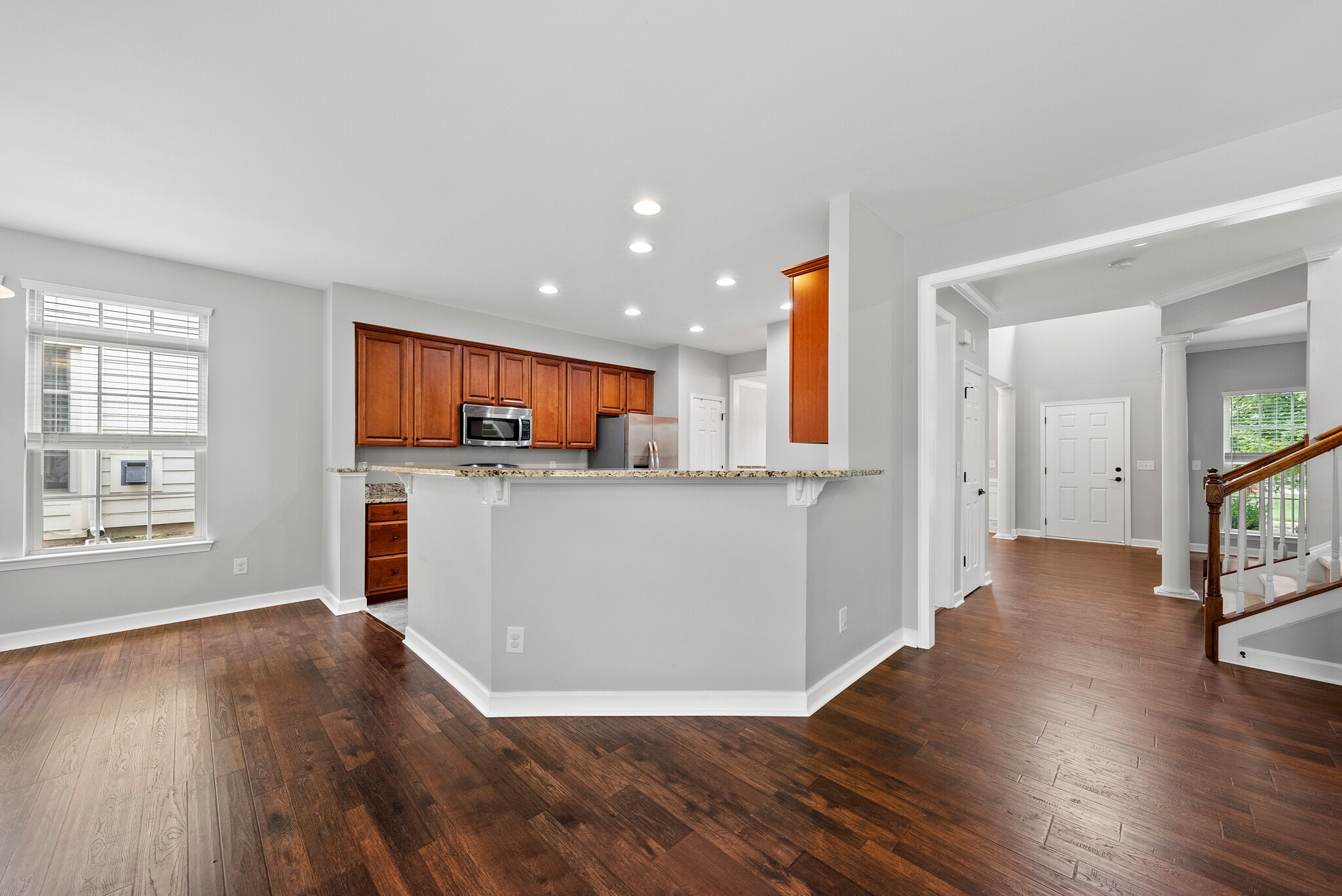 Building Photo - 1004 Crinoline Ln