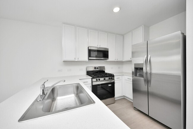 Building Photo - 29643 Knollwood Bay Rd