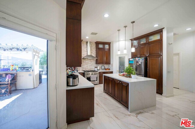 Building Photo - 17833 Wildridge Ln