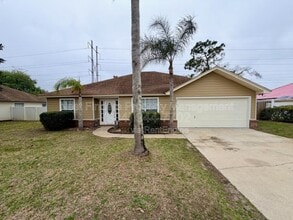 Building Photo - 2094 Forest Gate Dr W