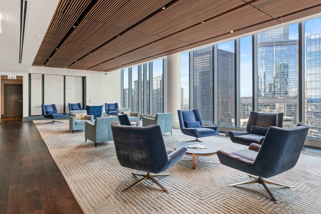 Building Photo - 174 N Michigan Ave