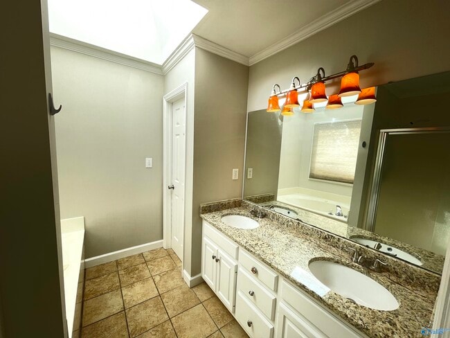Building Photo - 102 McDermotts Way