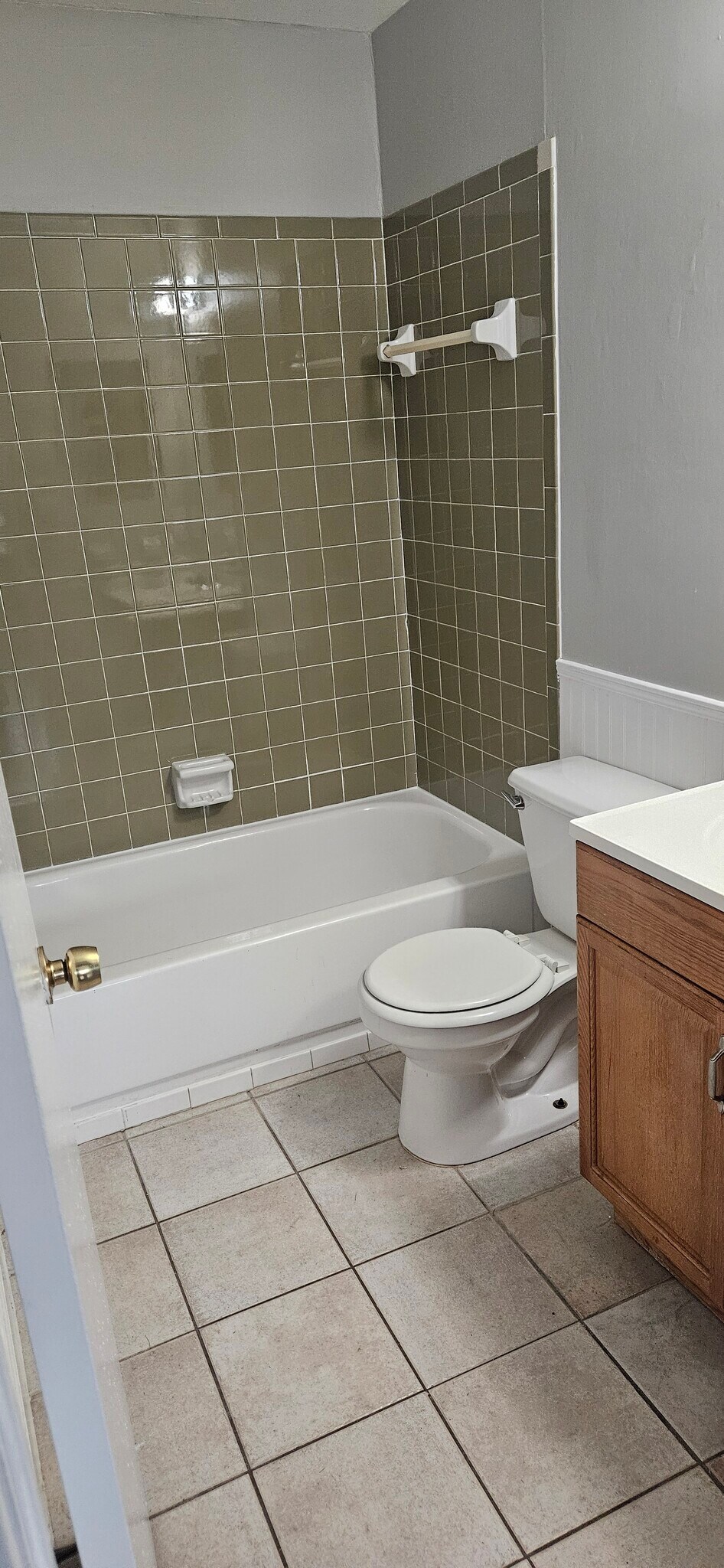 Bathroom - 815 Trina Ln