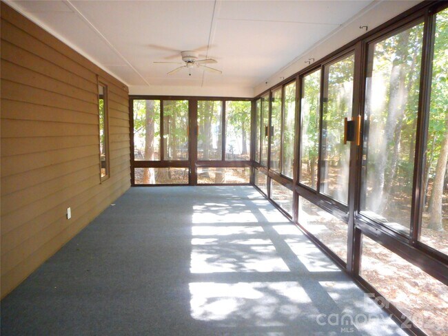 Building Photo - 16161 Tana Tea Cir