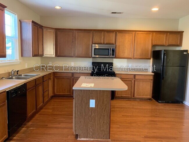 Building Photo - 1016 Bridlewood Farms Pkwy