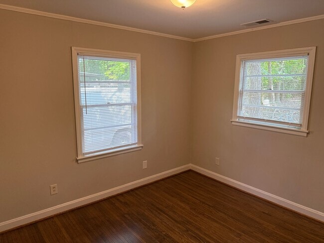 Building Photo - 3818 Winfield Dr