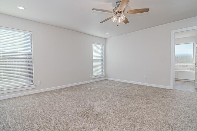 Building Photo - 6106 Purtis Crk Dr