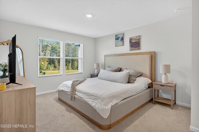 Building Photo - 33 Coastline Wy