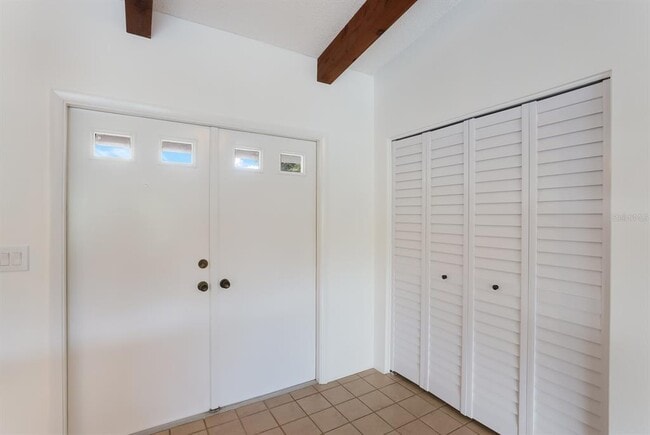 Building Photo - 5424 America Dr