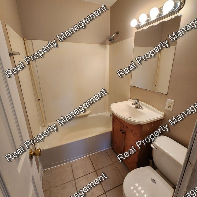 Building Photo - Three Bedroom South Hammond Ranch