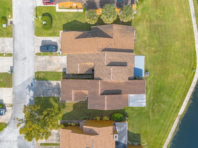 Building Photo - 120 Lakewood Village Cir