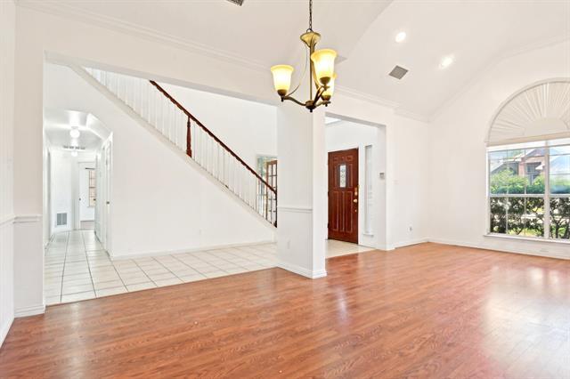 Building Photo - 2320 Dampton Dr