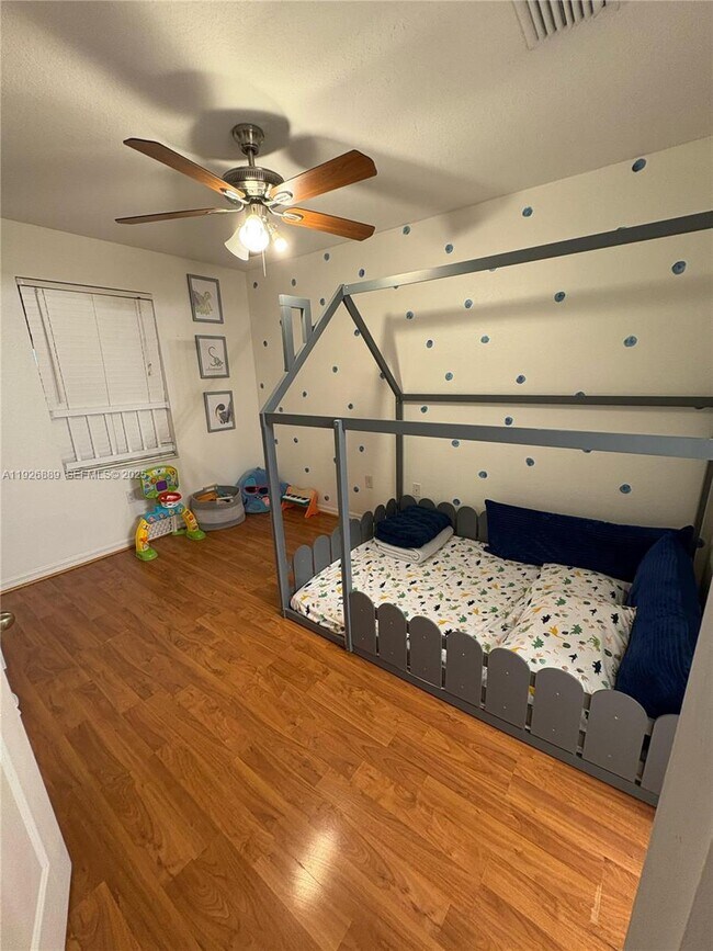 Building Photo - 12842 SW 31st St