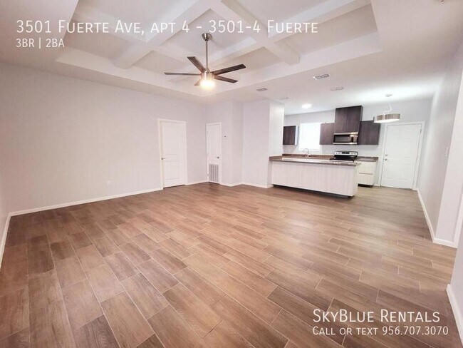 Building Photo - 3501 Fuerte Ave