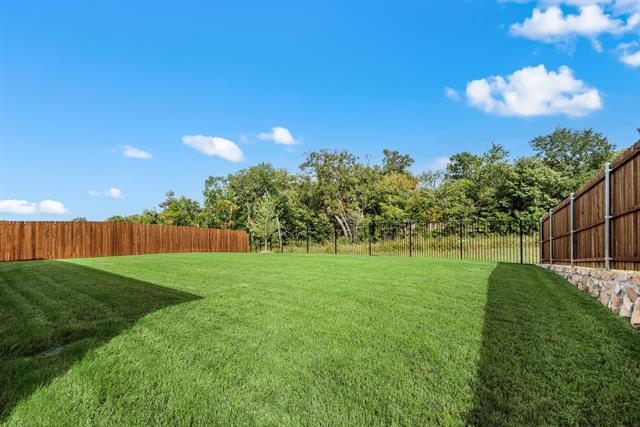 Building Photo - 3200 Willow Ter Ln