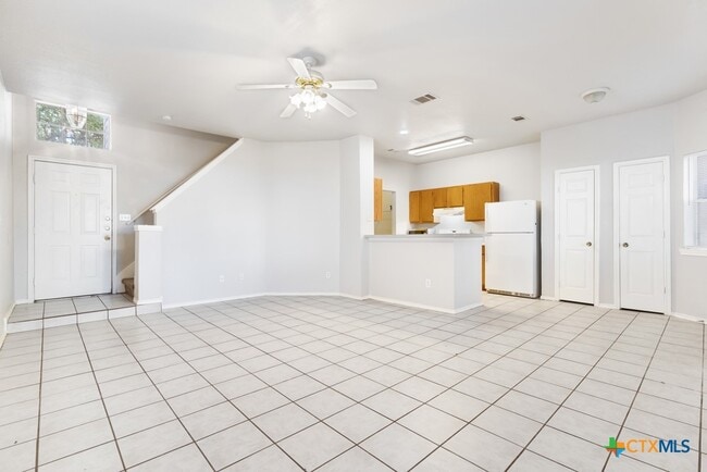 Building Photo - 832 Sagewood Trail