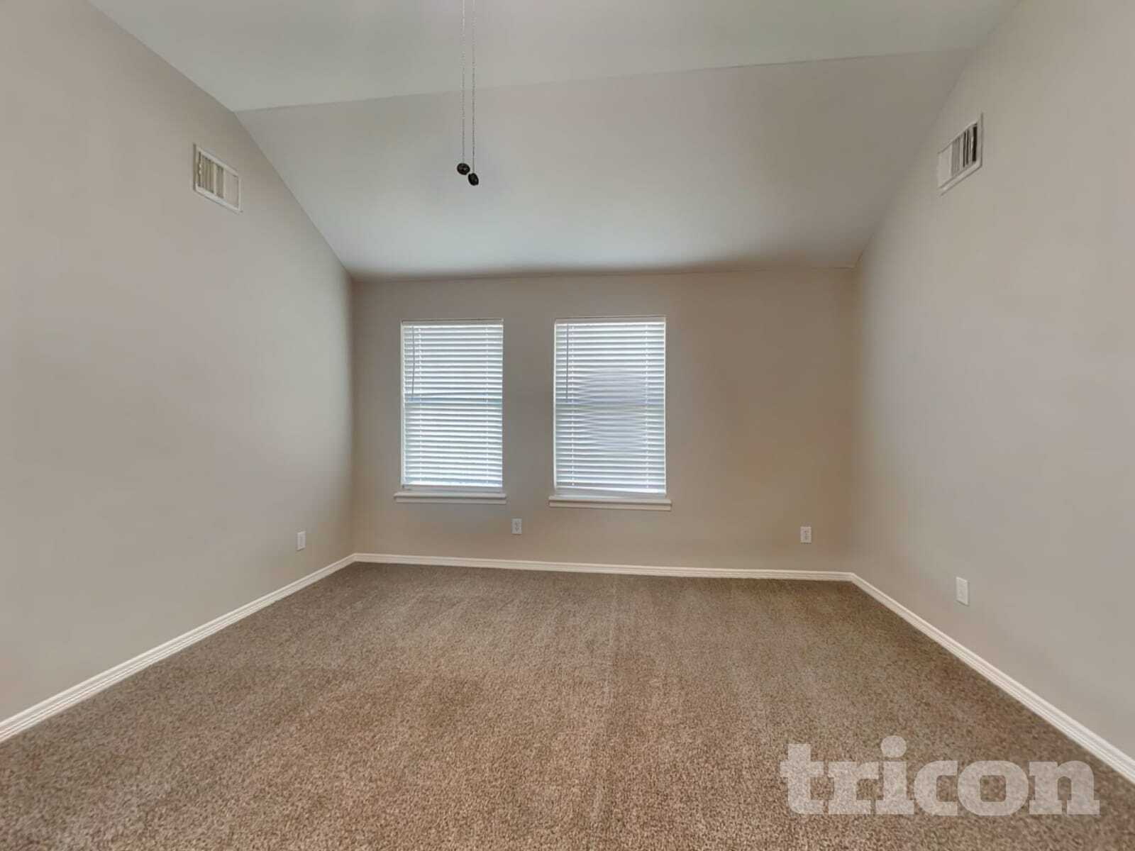 Building Photo - 10834 Golden Sunshine Dr