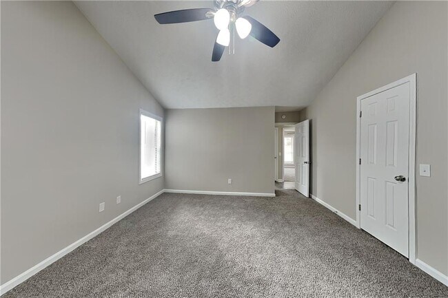 Building Photo - 1621 Omie Way