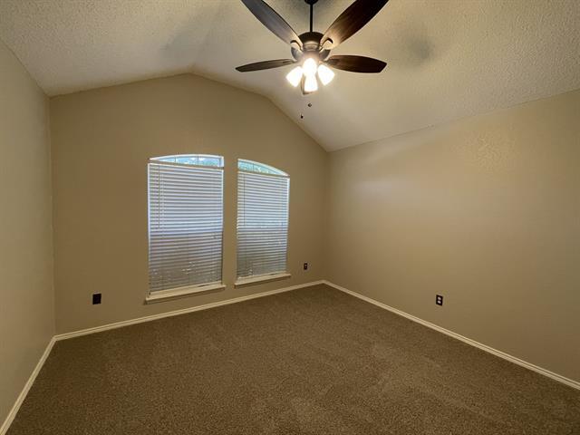 Building Photo - 1405 High Crest Dr