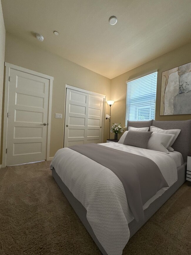 Building Photo - **Stylish 2-Bedroom Home in Monterey Villa...