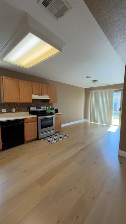 Building Photo - 2318 McCook Dr
