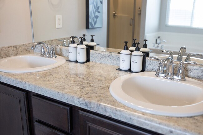 Building Photo - 3857 Ivey Ranch Rd