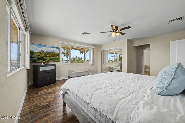 Building Photo - 2837 W Union Hills Dr
