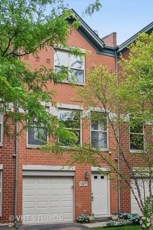 Building Photo - 1487 N Clybourn Ave