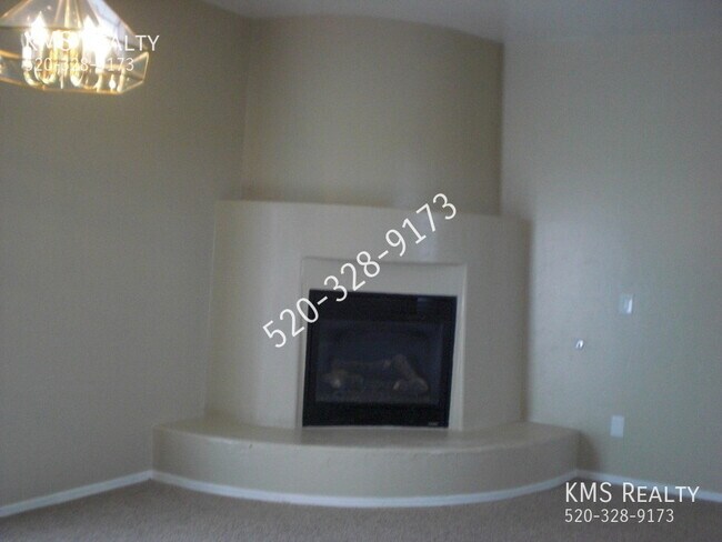 Building Photo - 6735 S Via Molino De Viento