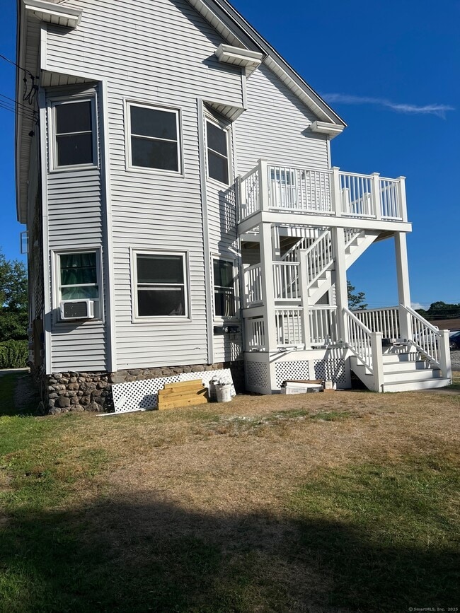 Building Photo - 10 Ford Dr