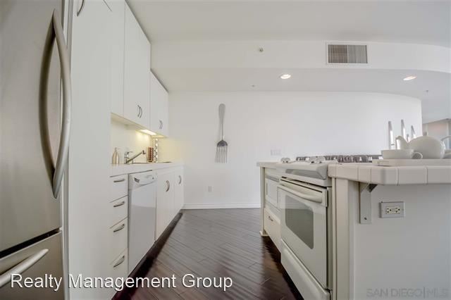 Building Photo - 1 br, 1 bath House - 3788 Park Bvd Apt 9