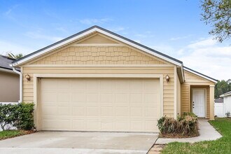 Building Photo - 3830 Julia Marie Drive