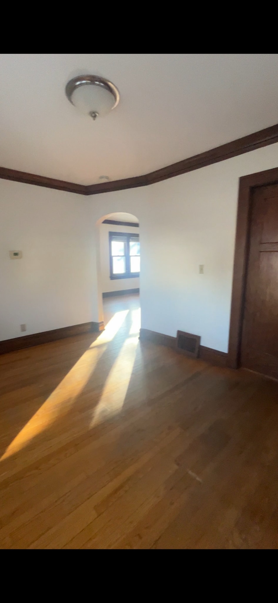 Building Photo - 2502 Kendall Ave