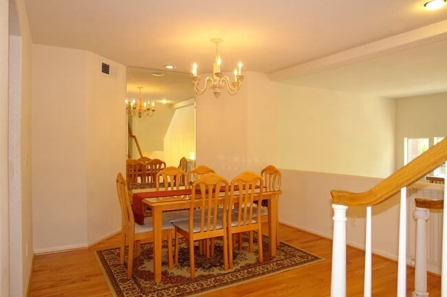 Building Photo - 455 Mill River Ln