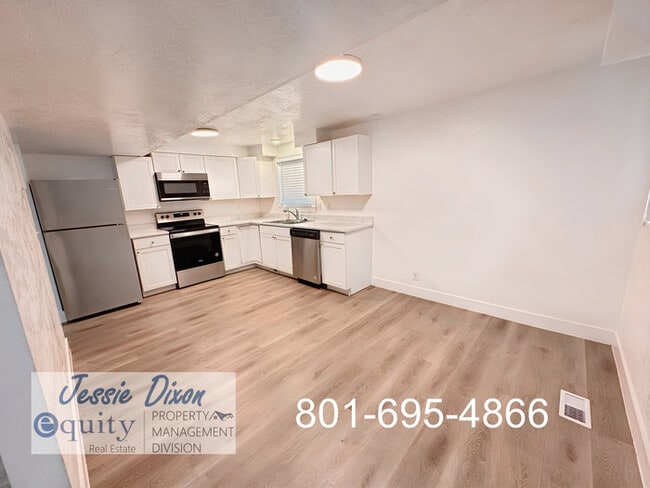 Building Photo - 223 W 2350 N