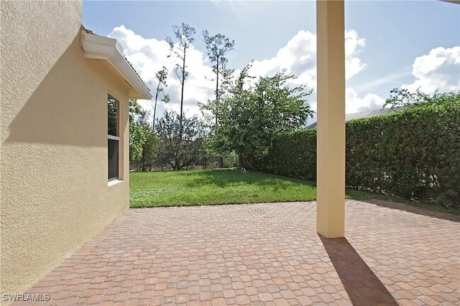 Building Photo - 11091 Sparkleberry Dr