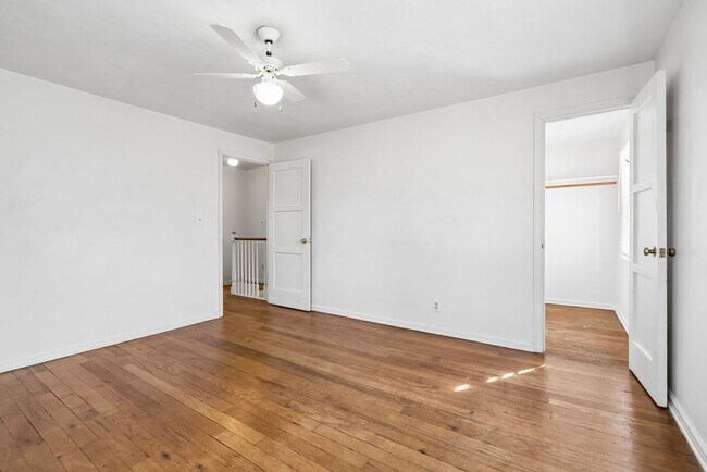 Building Photo - 2100 Sumner St